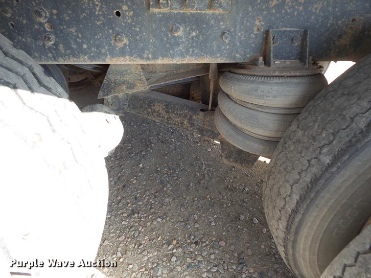 image for item DV9518 1984 GMC Brigadier flatbed truck