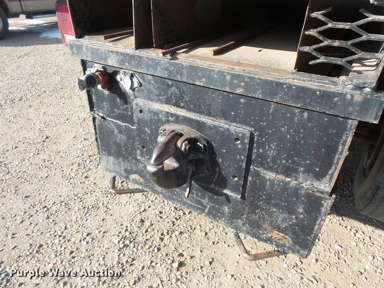 image for item DV9518 1984 GMC Brigadier flatbed truck