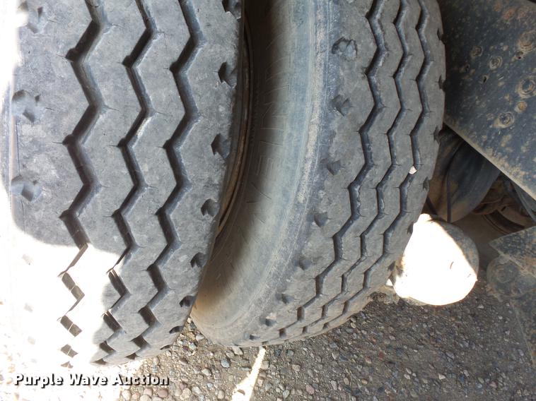 image for item DV9518 1984 GMC Brigadier flatbed truck