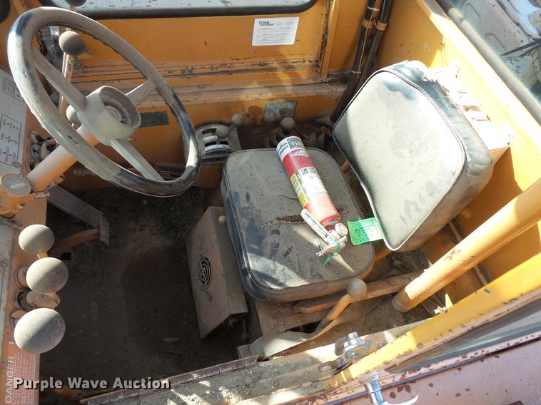 image for item DV9519 1978 Grove RT48MC crane