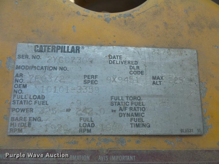 image for item DV9520 1991 Volvo WG flatbed truck with crane