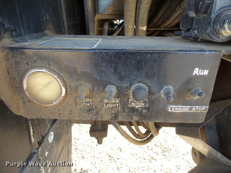 image for item DV9520 1991 Volvo WG flatbed truck with crane