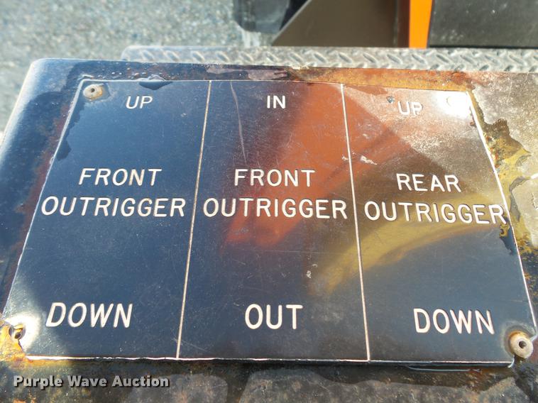 image for item DV9520 1991 Volvo WG flatbed truck with crane