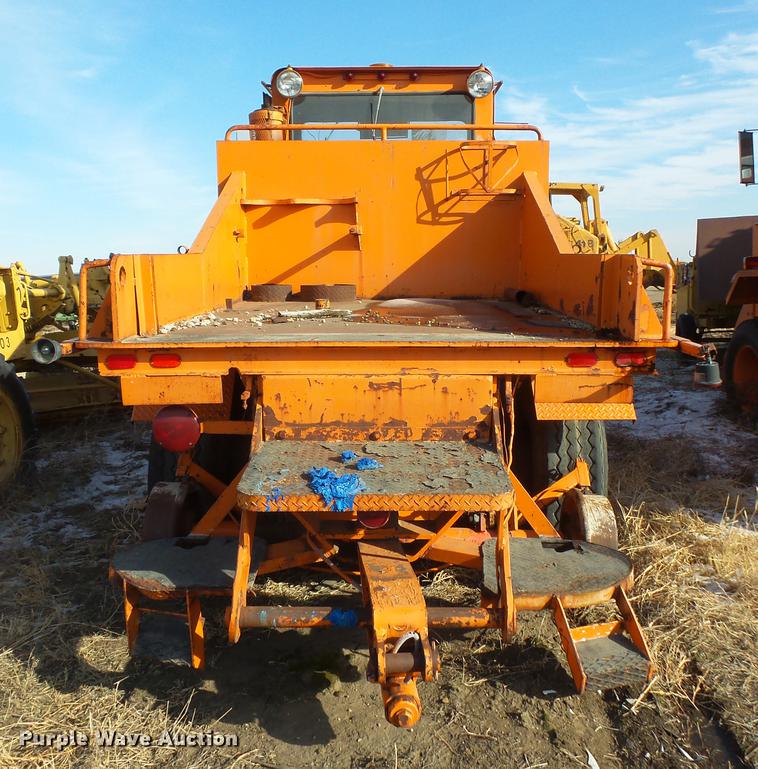 image for item DV9521 Tamper EXR rail car mover