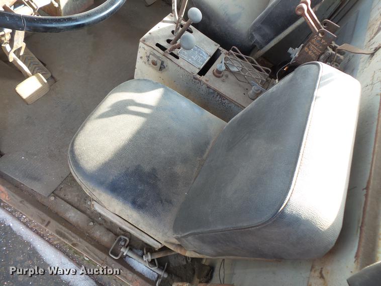 image for item DV9521 Tamper EXR rail car mover