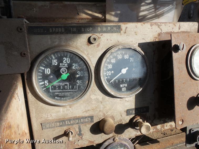 image for item DV9521 Tamper EXR rail car mover