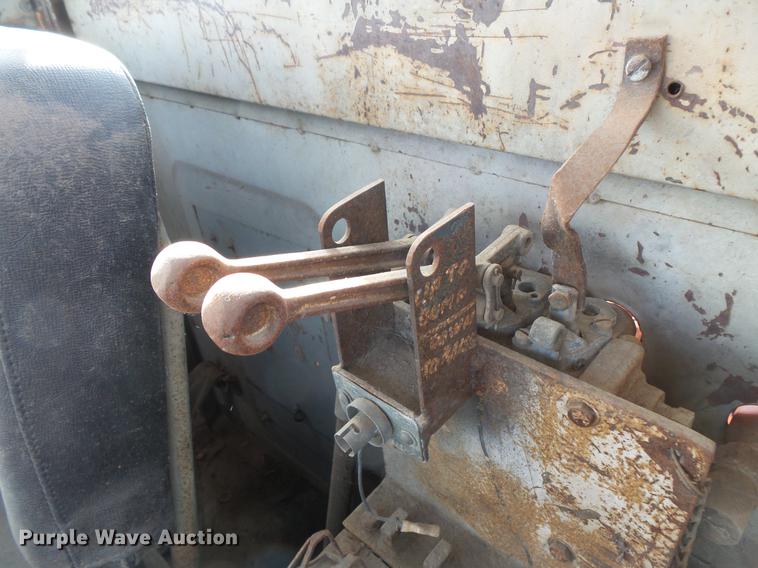 image for item DV9521 Tamper EXR rail car mover