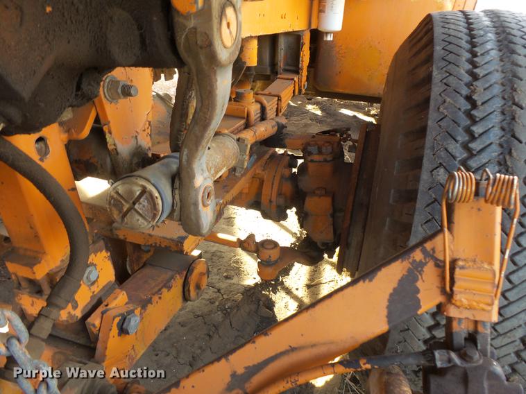 image for item DV9521 Tamper EXR rail car mover