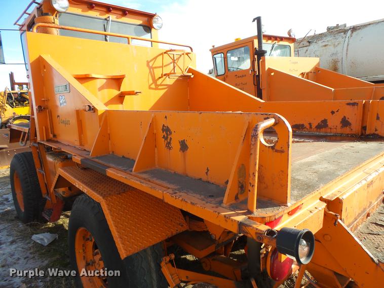 image for item DV9521 Tamper EXR rail car mover