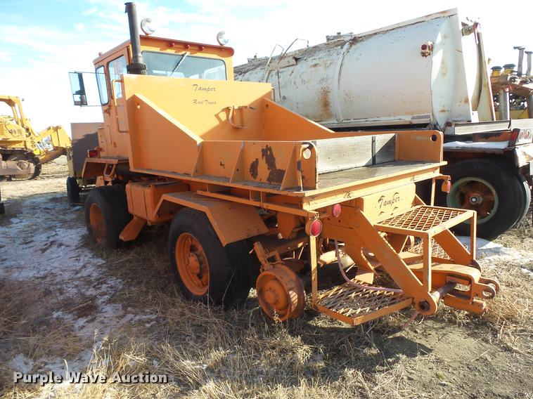 image for item DV9522 Tamper EXR rail car mover