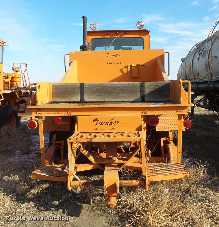 image for item DV9522 Tamper EXR rail car mover