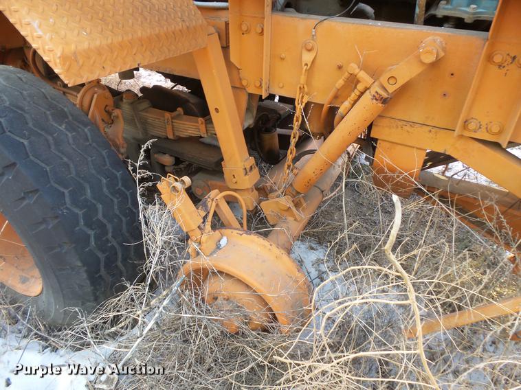 image for item DV9522 Tamper EXR rail car mover