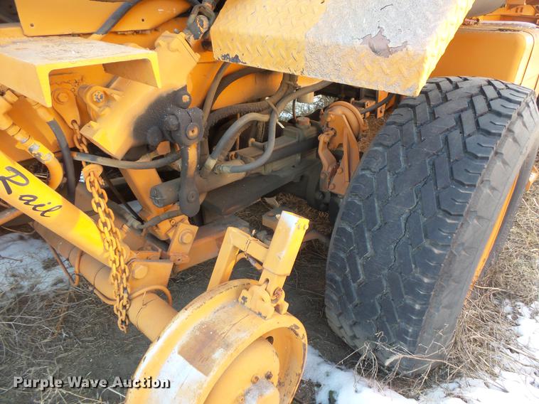 image for item DV9522 Tamper EXR rail car mover