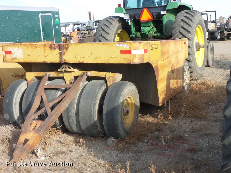 image for item DV9523 Tampo 62020 pneumatic roller