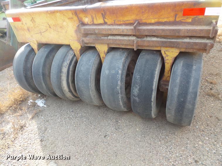 image for item DV9523 Tampo 62020 pneumatic roller