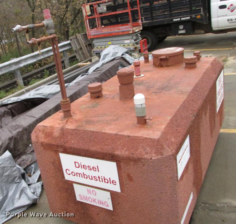 image for item DX9253 ConVault fuel tank