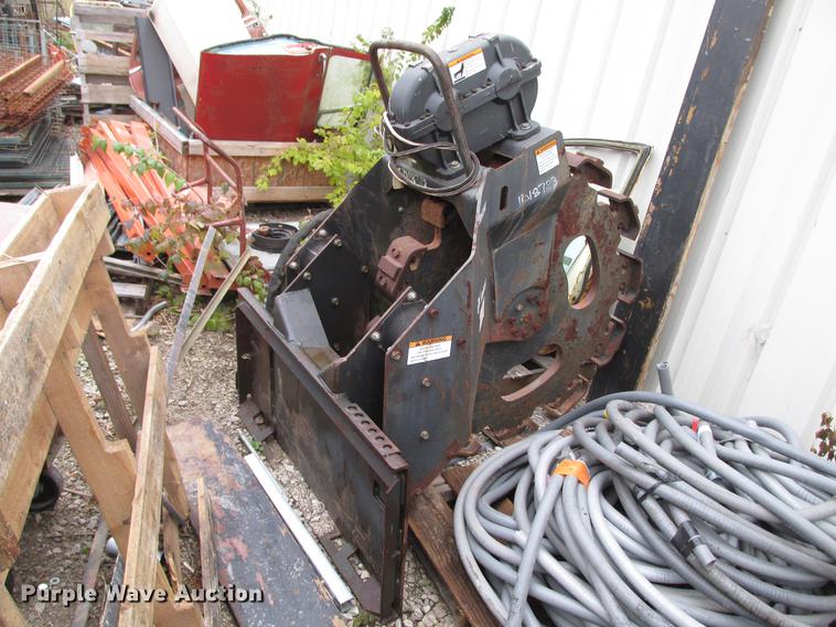 image for item DX9256 Bobcat skid steer vibratory trench roller