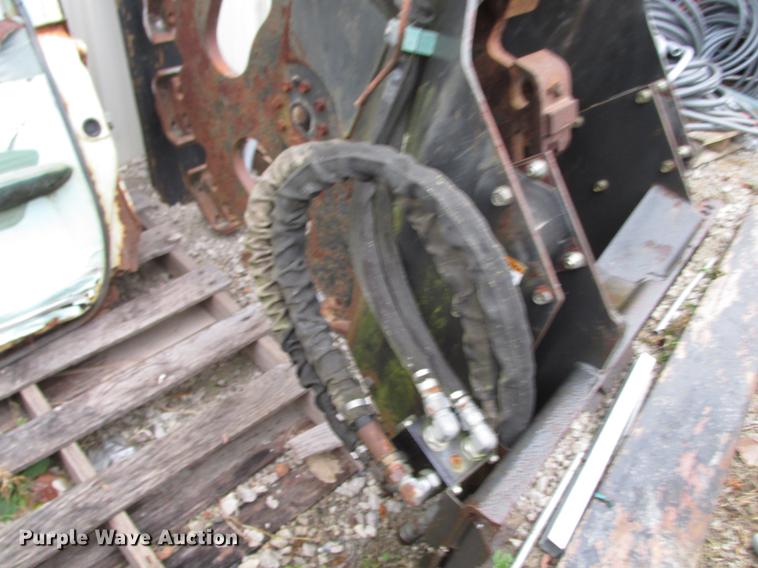 image for item DX9256 Bobcat skid steer vibratory trench roller