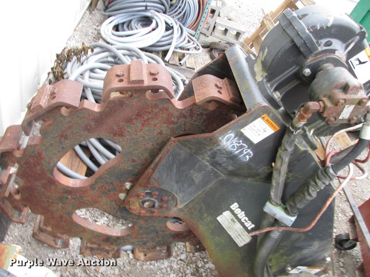 image for item DX9256 Bobcat skid steer vibratory trench roller