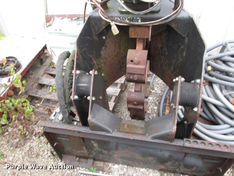 image for item DX9256 Bobcat skid steer vibratory trench roller