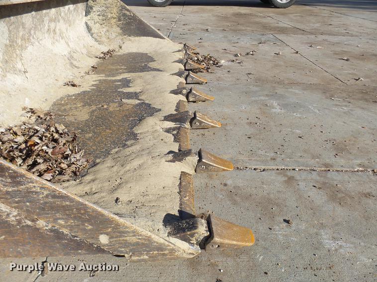 image for item DX9260 2012 John Deere 329D skid steer