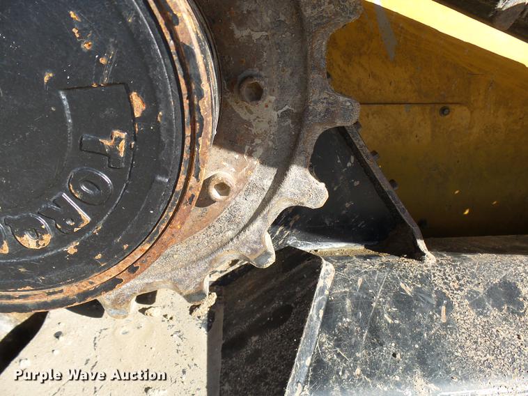 image for item DX9260 2012 John Deere 329D skid steer