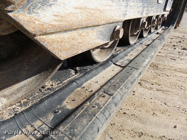 image for item DX9260 2012 John Deere 329D skid steer