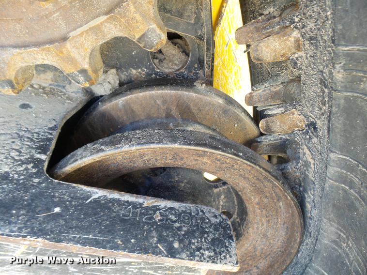 image for item DX9260 2012 John Deere 329D skid steer