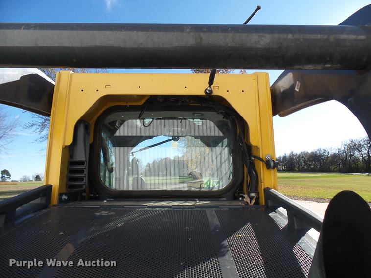 image for item DX9260 2012 John Deere 329D skid steer