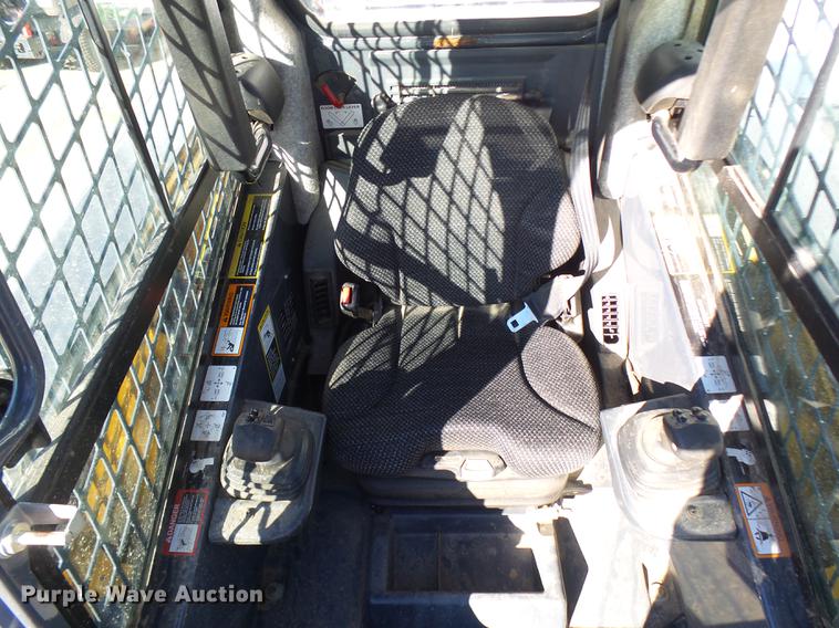 image for item DX9260 2012 John Deere 329D skid steer