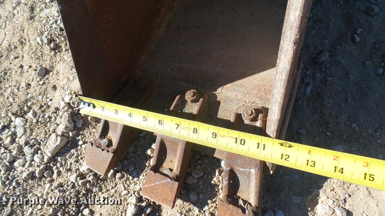 image for item DX9751 Bobcat excavator bucket