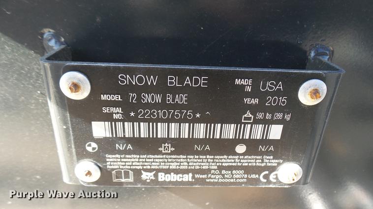 image for item DX9756 2015 Bobcat 72 skid steer snow blade