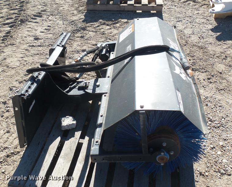 image for item DX9757 2014 Bobcat skid steer broom