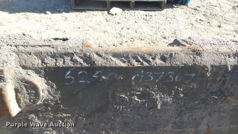 image for item DX9758 Bobcat low profile skid steer bucket