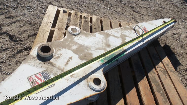 image for item DX9762 Bobcat excavator arm