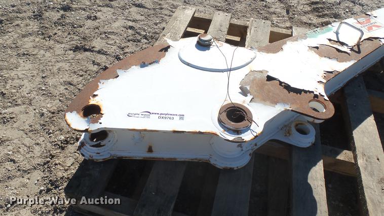 image for item DX9763 Bobcat excavator arm