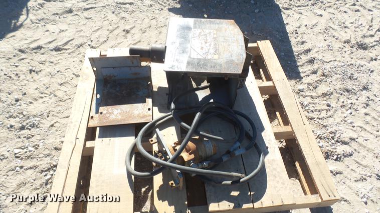 image for item DX9768 Lowe skid steer auger