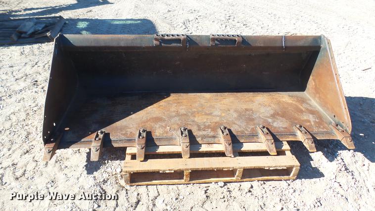 image for item DX9769 Bobcat 80"W low profile skid steer bucket
