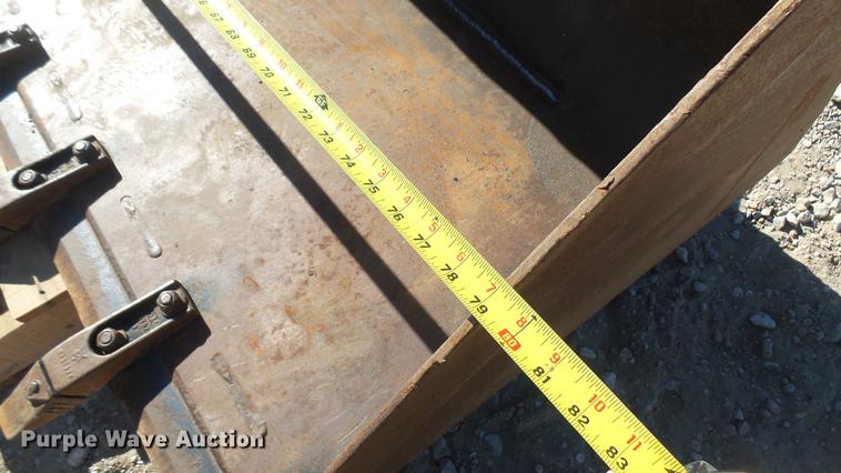 image for item DX9769 Bobcat 80"W low profile skid steer bucket