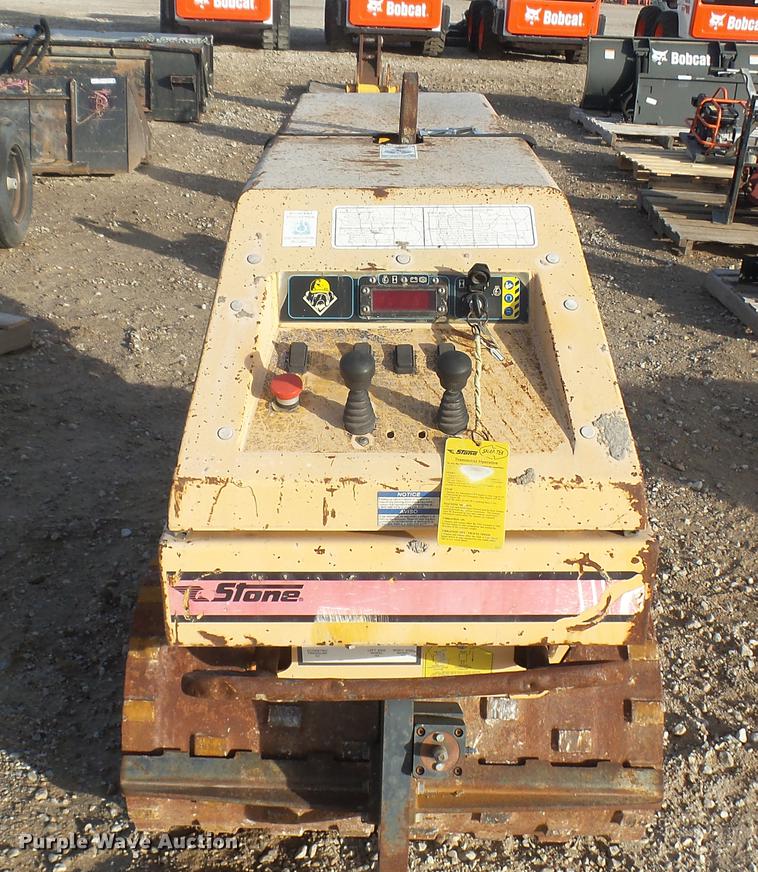 image for item DX9866 Stone Bulldog trench compactor