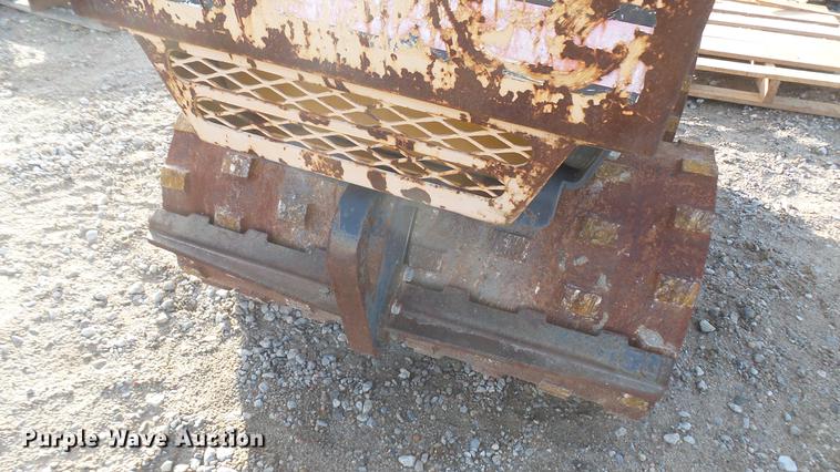 image for item DX9866 Stone Bulldog trench compactor