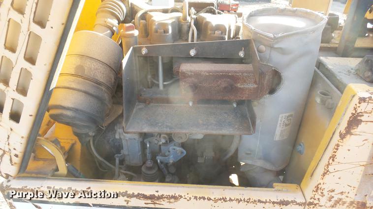 image for item DX9866 Stone Bulldog trench compactor