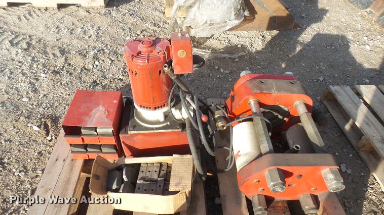 image for item DX9868 FMC hose crimping machine