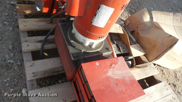 image for item DX9868 FMC hose crimping machine