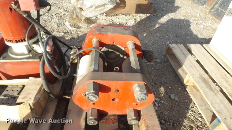 image for item DX9868 FMC hose crimping machine