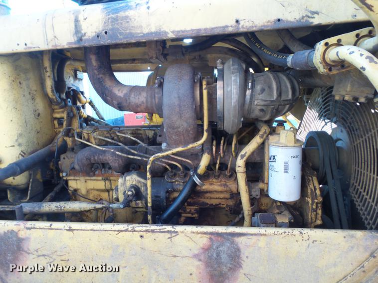 image for item DZ9056 1968 Caterpillar D6C dozer