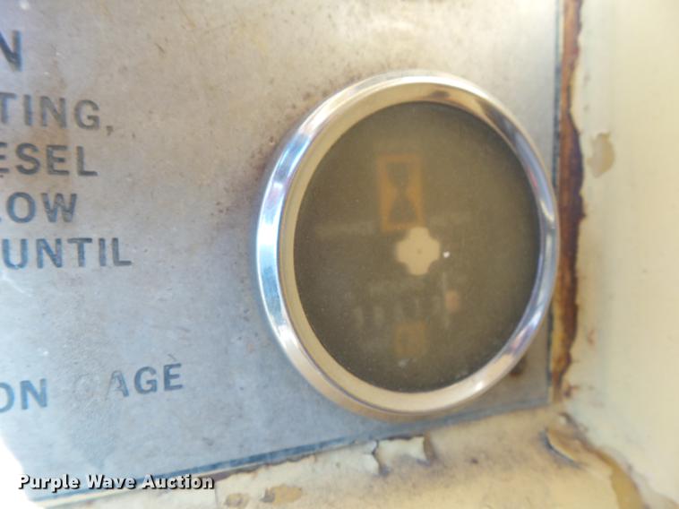 image for item DZ9056 1968 Caterpillar D6C dozer