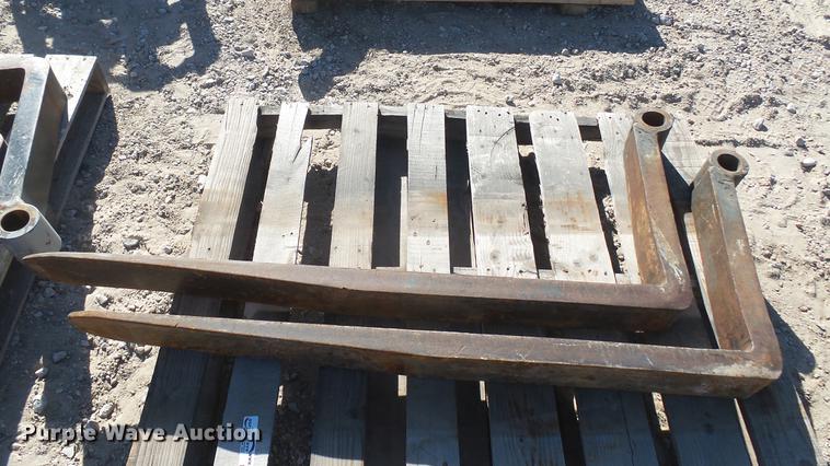 image for item ED9230 48"L x 4"W pallet forks