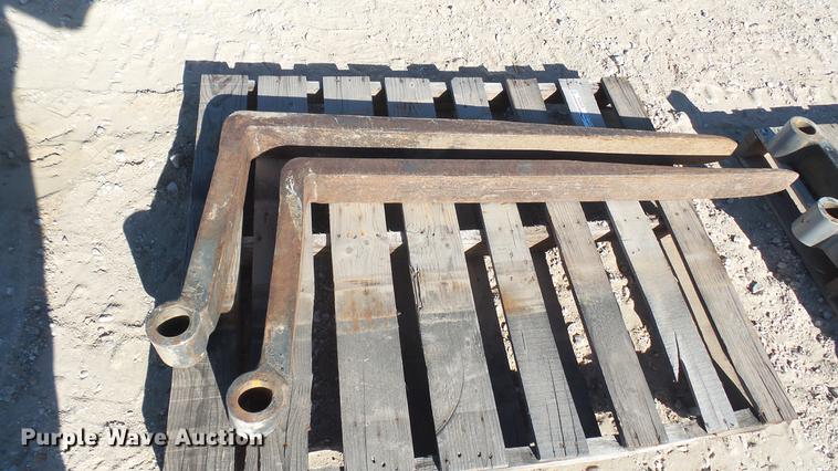 image for item ED9230 48"L x 4"W pallet forks