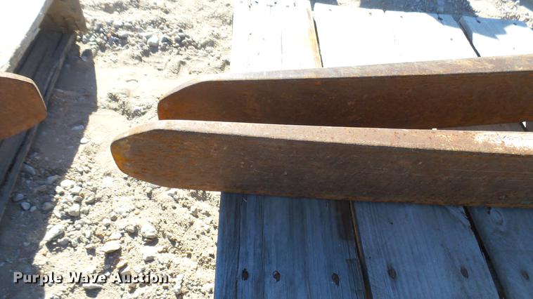 image for item ED9231 48"L x 4"W pallet forks